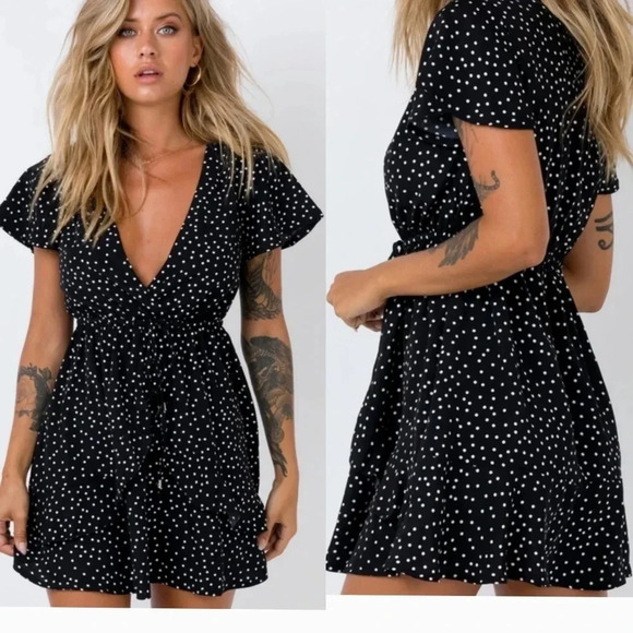 Princess Polly Bobbie‎ Mini Dress in Black White Polka Dot size 4 Ruffle Event - Picture 1 of 6